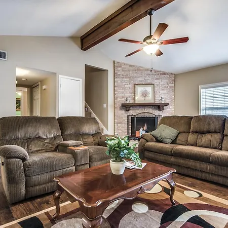 Cozy Manor Villa